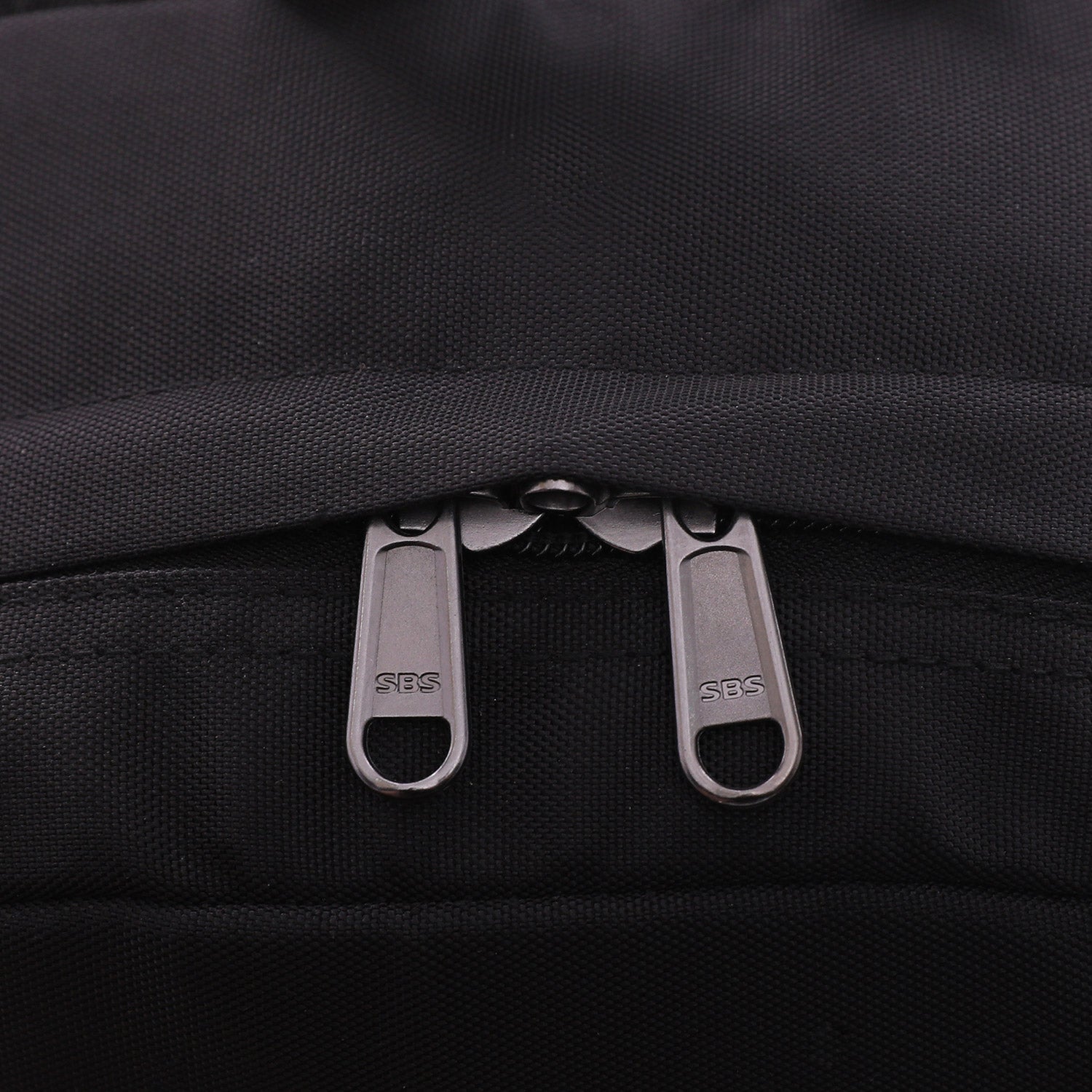 Aerolite 40x30x10 Lufthansa Maximum Size Backpack Recycled Eco-Friendly Shower-Resistant Cabin Luggage Travel Approved For British Airways, easyJet Swiss and Austrian Airlines with 10 Year Warranty - Aerolite UK