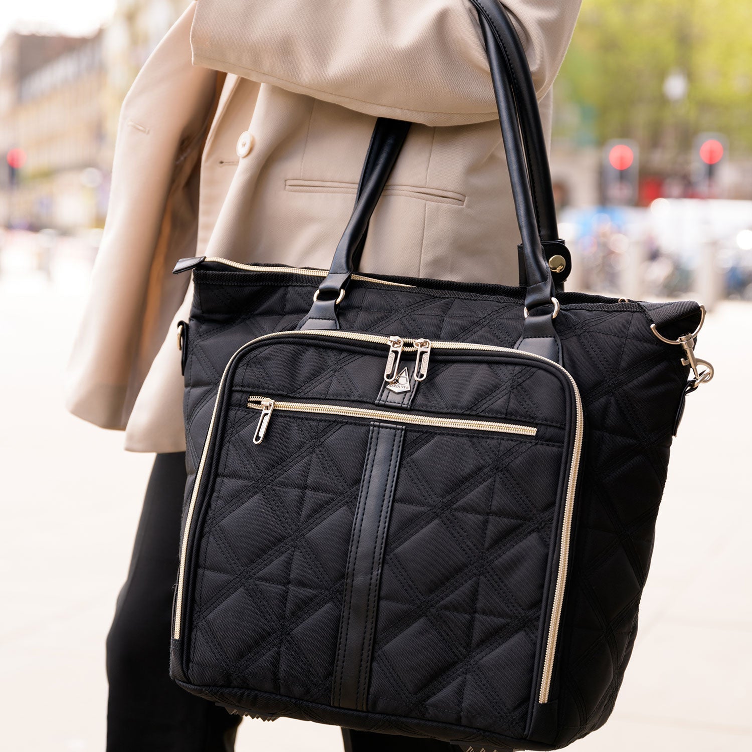 Aerolite 16.5” Quilted Ladies Laptop Bag – Elegant Travel Tote, Carry-On Hand Luggage, 45x36x20cm, Padded Shoulder Strap, 10-Year Warranty